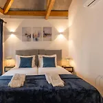 Fado In - Velho Apartment *