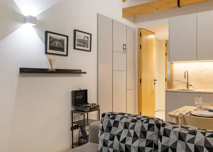 Fado In - Velho Apartament